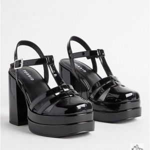 Double Platform Caged Heel WW